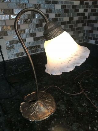 Vintage Goose Neck Table Lamp Lily Pad Metal Base Frosted Ruffle Frosted Shade