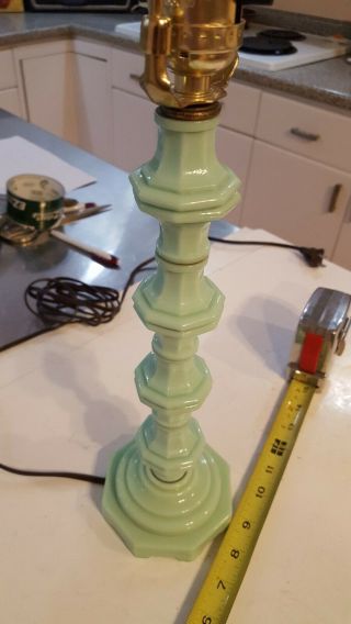 VINTAGE GREEN JADEITE BOUDOIR TABLE LAMP Mid - Century modern milk glass 2