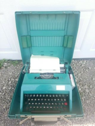 Vintage Teal Olivetti Underwood Studio 45 Typewriter & Case