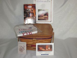 Longaberger 1991 Crisco American Pie Celebration Basket W/ Riser &