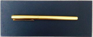 Dunhill Gold Fluted Fountain Pen - 14kt Gold Broad Nib - 1990 