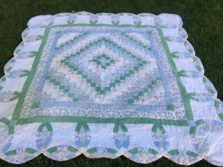 Vintage Handmade Hand Stitch Quilt Scalloped Edges Patch Paisley Green
