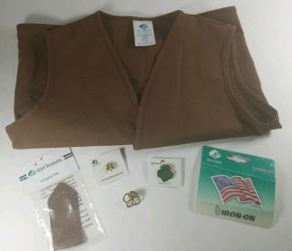 Official Girl Scout Brownie Vest SM 7/8,  Pins,  Iron - On Flag Patch,  Insignia Tab 5