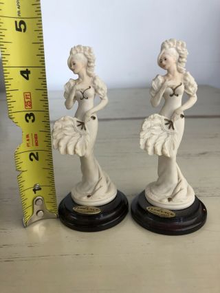 2 Miniature Giuseppe Armani 1999 Chantal Members Gift Lady With Fan Figurines 3