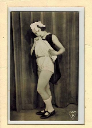 French Nude Woman Showing Panty 1910 - 1920 Grundworth Photo Postcard Z3