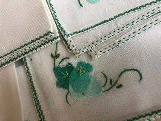 16 Vintage GREEN FLORAL Applique Hemstitched Luncheon Napkins Embroidered SET 2