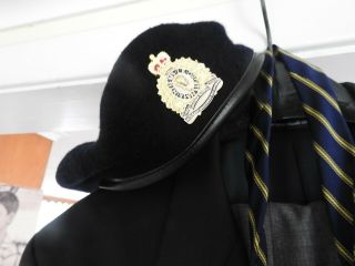 Rcmp Veterans Uniform,  Restricted Badges,  Cap,  Buttons,  Pins,  Blazer,  Pants,  Tie