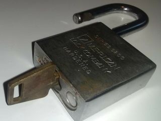 Vintage Padlock American Lock Co.  Usa Series 5200 With 1 Key
