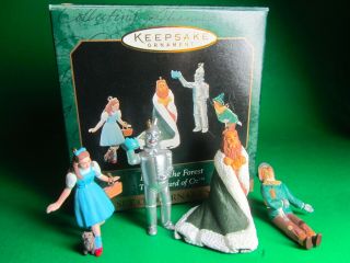 1997 Hallmark King Of The Forest Dorothy Scarecrow Tinman Mini Ornaments (cm)