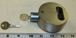 Cobra puck lock with Medeco cylinder and 2 keys 5