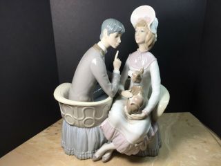 You And Me - Rare Figurine By Lladro 4830 - Man And Woman Sitting With A Dog