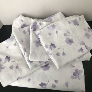Jc Penney Vintage King Size Flat Sheet & 4 Standard Pillowcases White & Purple