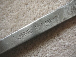 FORD MOTEL T - ANTIQUE STEEL DOUBLE ENDED BAND WRENCH 5 - Z - 829 DEALER TOOL - VG 4