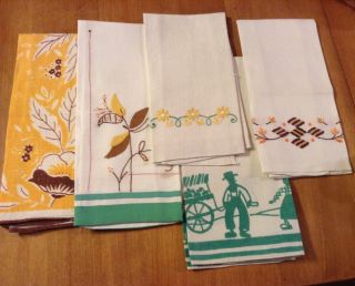 5 Vintage Fingertip Guest Towel Linens Daisy Hand Embroidered Yellow Green
