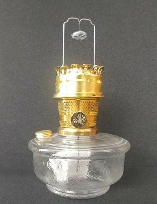 Vintage Aladdin Oil Lamp Model 23 W/burner Hexagonal Squares Design