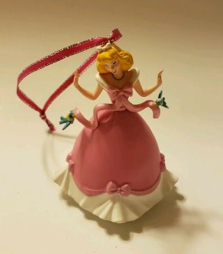 2000 Hallmark Ornament Disney Dressing Cinderella