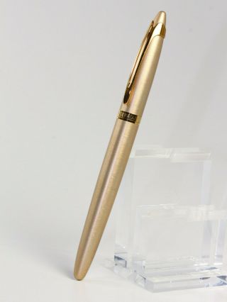 Waterman Roller Ball Pen In Champagne (gold) With Gold Trim