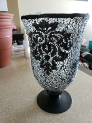 Partylite hurricane vase with tealite holder (tealites not) 2