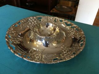Vintage Arthur Court Grape Chip And Dip Tray Grapes Size 14 Inches