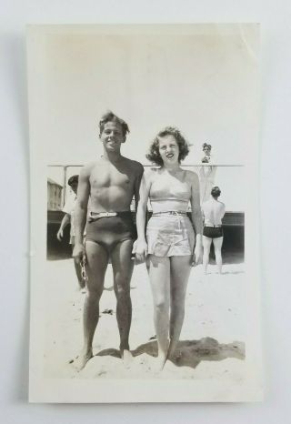 Vintage Photo Man Woman On Beach Swimsuit Bulge Gay Int Belmar 1941 Snapshot