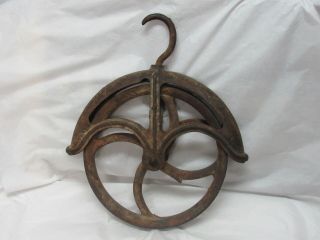 Large Antique Primitive 9 " Wheel Cast Iron Barn Hay Well Pulley