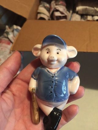 Danbury Piggies Pig Leaguer Pig Figurine For A Baseball Fan