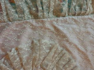 Mia Armand of Beverly Hills (2) Vintage L Ecru Lace Boudoir Pillow Covers Shams 5