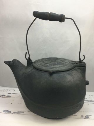 Vtg Antique Cast Iron Teapot,  7 Star Tea Kettle W Handle & Spout