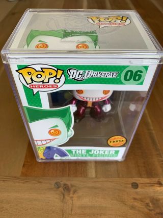 Funko Pop The Joker 06 Chase Dc Universe In Pop Protector