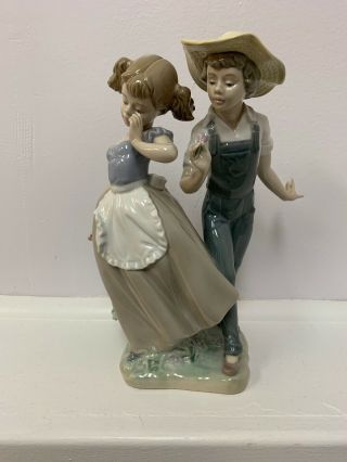 Lladro Figurine 5292 " Love In Bloom ",  Retired,  Girl And Boy,