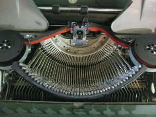 Vtg Underwood Universal Typewriter w/ Case - Art Deco Green 8