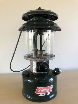 Vintage Coleman Kerosene Lantern/lamp Model 214a700 Made In Usa