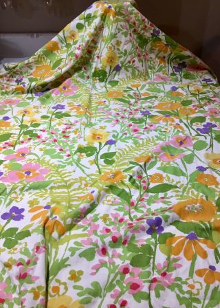 Vintage Waverly Home Decor Fabric Retro 70’s/80’s Field Of Flowers Over 6 Yards