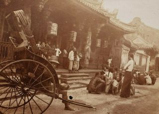 1910 Photo Singapore Chinese Temple Entrance Street Scene Rickshaw Etc