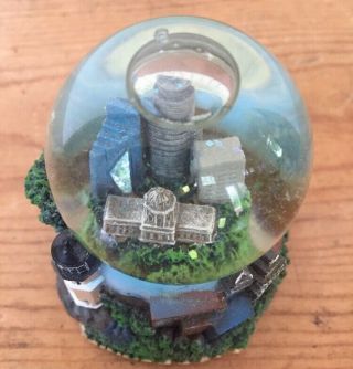 Vtg Cadona 2001 Minnesota USA Skyline Small Glass Snow Globe Water Dome Souvenir 8