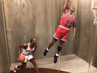 Michael Jordan Danbury Lifetime Achievement 4 Figure Set Chicago Bulls NBA 5