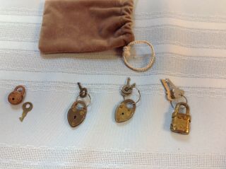 4 Vintage Antique Miniature Padlock Lock Keys All In Order - Reese