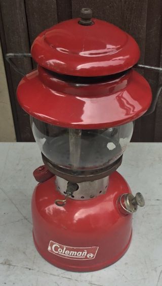 Vintage Red Coleman 200 200a Lantern Dated 0 / 68