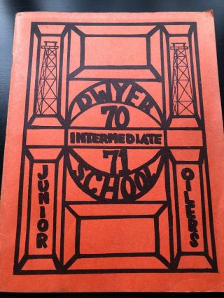 1970 Yearbook From Dwyer Junior High - Huntington Beach,  Ca (paperback)