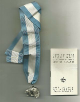 Silver Beaver Award W/ Box,  Ribbon & Medal Award Pamphlet - 1944 - 58