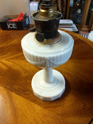 Vintage Lincoln Drape Alladin Oil Lamp
