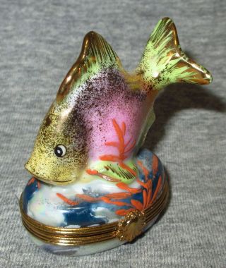 Limoges France Sinclair Hinged Trinket Box Hand Painted Tropical Fish