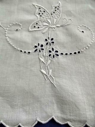 Vintage Madeira All - White Linen 16x34 Centerpiece Runner Embroidered Butterflies