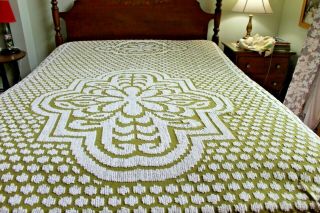 Vintage Avacado Green & White Full Size Floral Chenille Bedspread