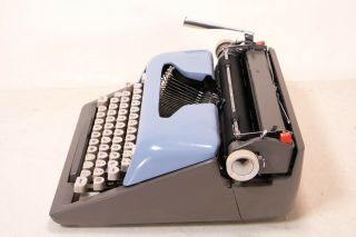 Vintage Royal Futura 800 Baby Blue Typewriter with Leather Case Needs TLC 5