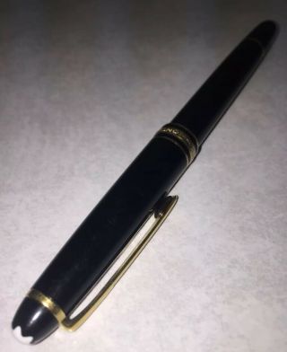 Authentic Monte Blanc Meisterstuck Ballpoint Pen Black With Crack.  Needs Ink 3