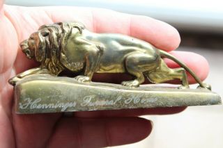 VINTAGE BRASS LION ADVERTISING PAPER WEIGHT - HENNINGER FUNERAL HOME READING PA. 8