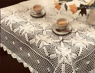 Vintage Hand Crochet Lace Tablecloth 66” X 104 " Oval Beige Scalloped Edge