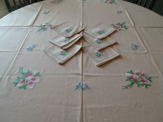 Vintage Hand Embroidered Tablecloth And Napkin Set - 62x52 With 6 Napkins