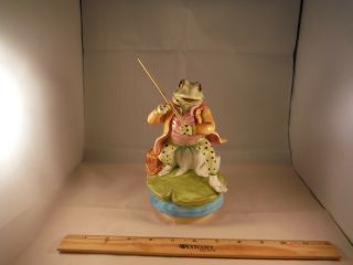 Vintage Beatrix Potter Jeremy Fisher Frog " Lazy River " Music Box